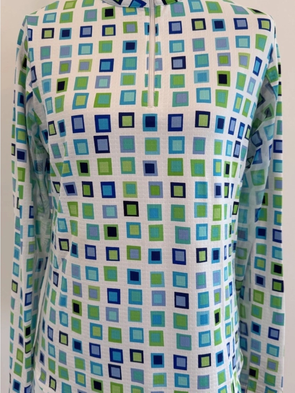 NWOT, IBKUL S, Women's Long Sleeve Geometric Print Zip-Neck Top, Cool Max SPF 50 - Picture 2 of 6